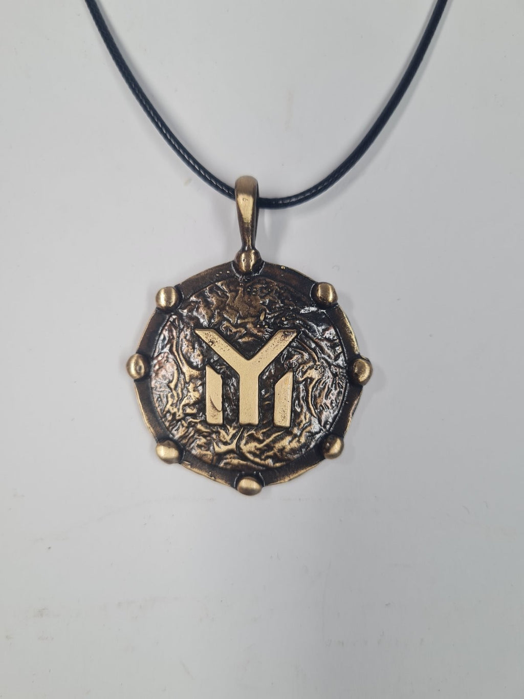 „Знакът на рода Дуло“ (IYI)